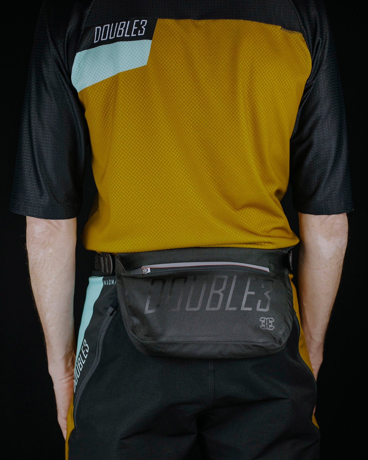 ANTONOV Pouch Pocket